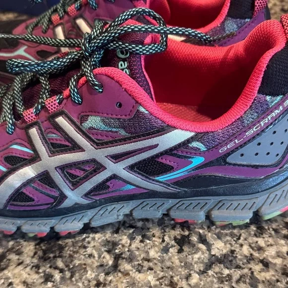 ASICS Women's Multicolor Athletic Shoes with box size 9.5 - Picture 6 of 9